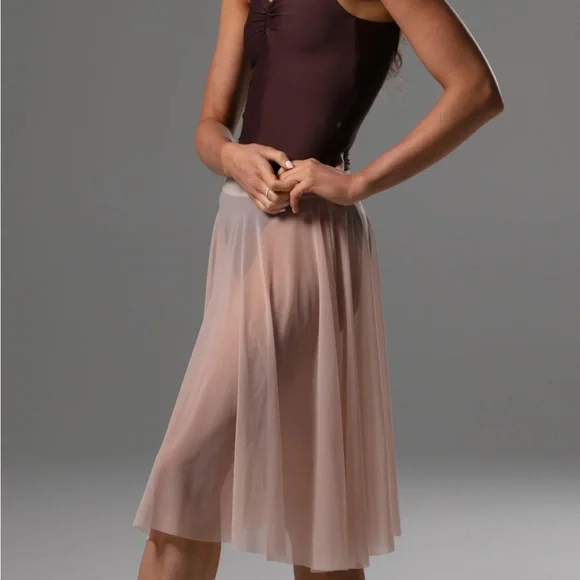 Julieta  Rehearsal Skirt in Nougat - Bodile - Picture 4 of 4